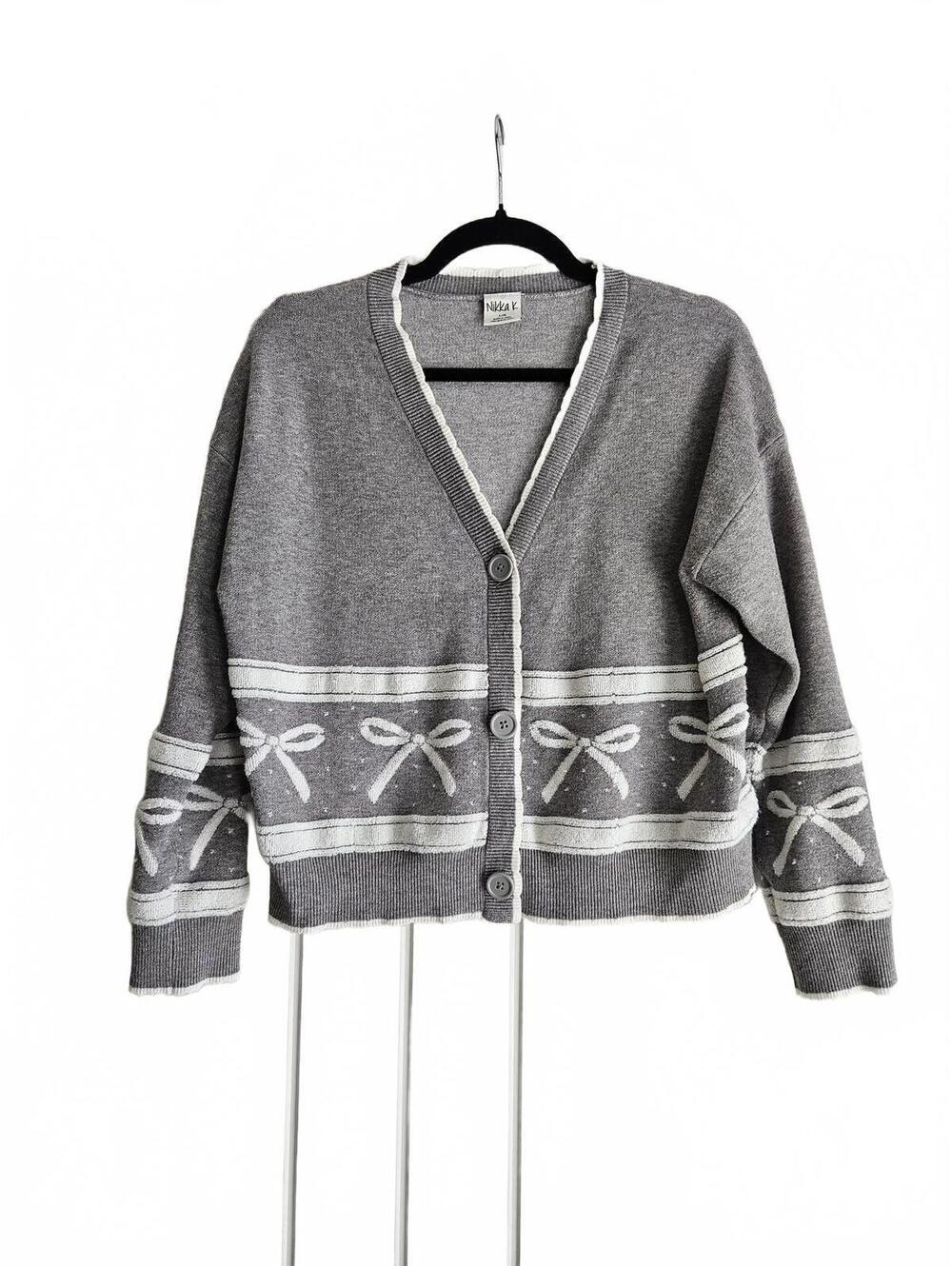Nikka K Gray Button-Up Cardigan Sweater with Bow Pattern Size L